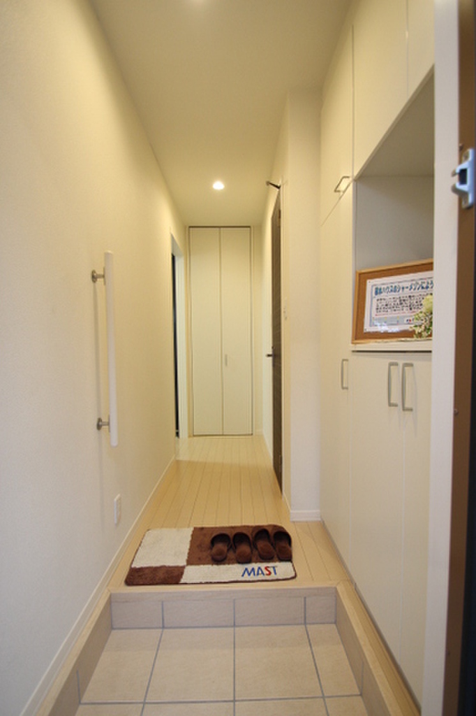 (11/19) 玄関 (11/19) 玄関