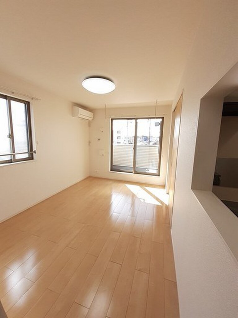 (2/22) 居室・リビング (2/22) 居室・リビング