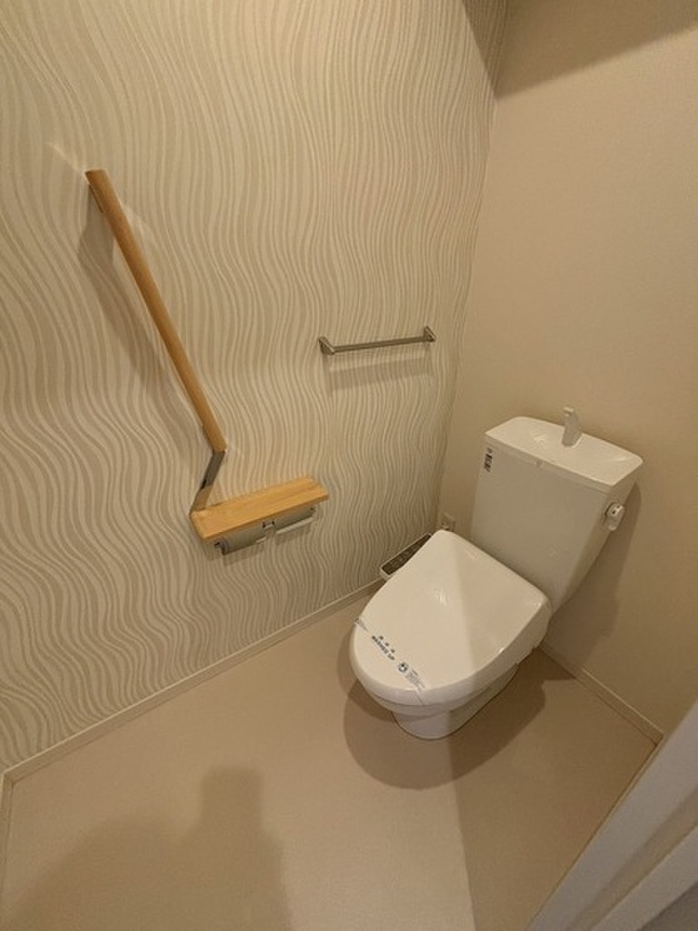 (5/22) トイレ (5/22) トイレ