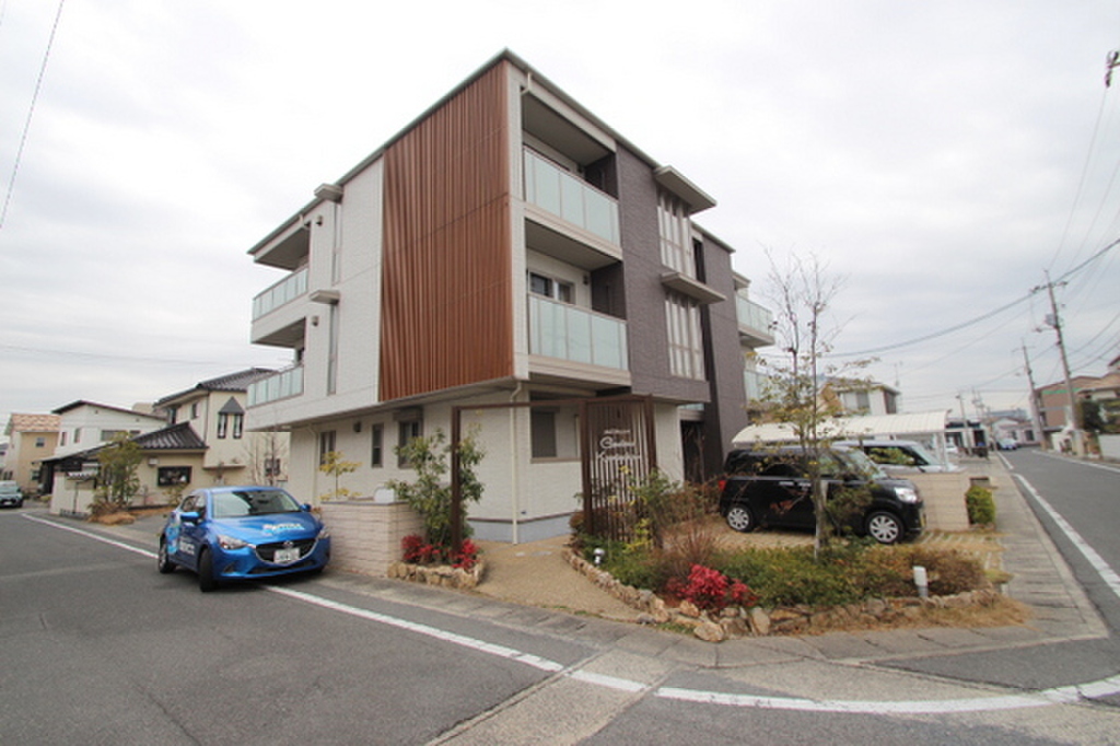 (5/10) バルコニー (5/10) バルコニー