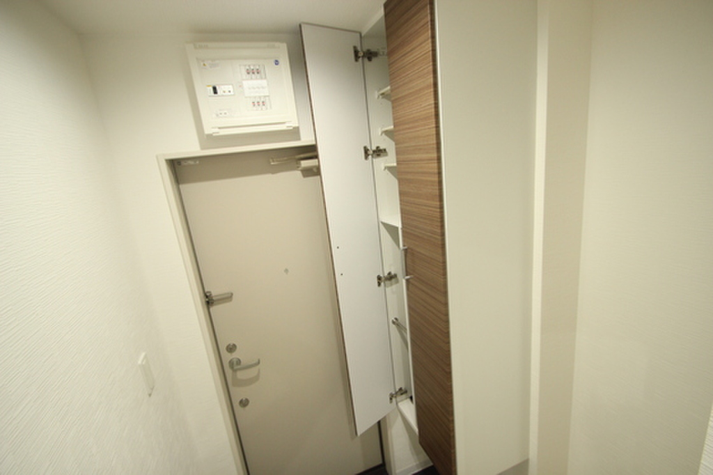 (9/23) 玄関 (9/23) 玄関