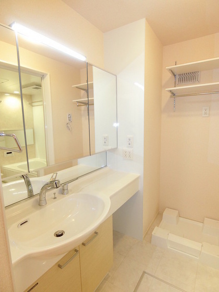 (6/22) 洗面所 (6/22) 洗面所