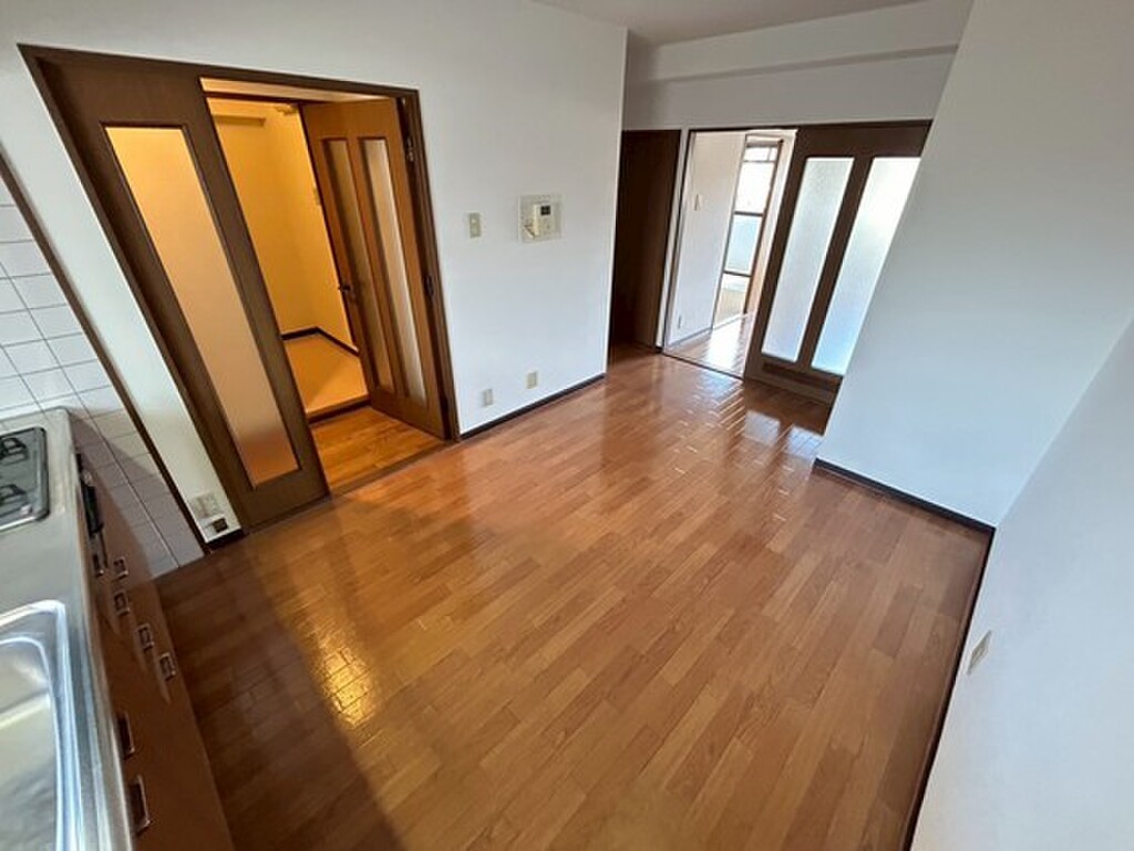 (2/27) 居室・リビング (2/27) 居室・リビング