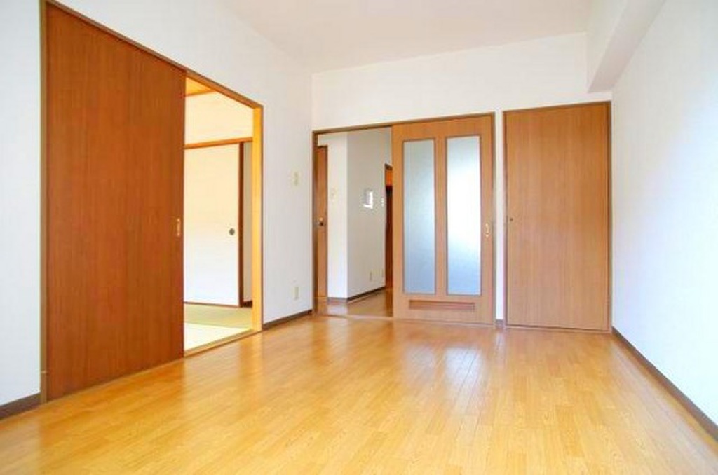 (2/23) 居室・リビング (2/23) 居室・リビング