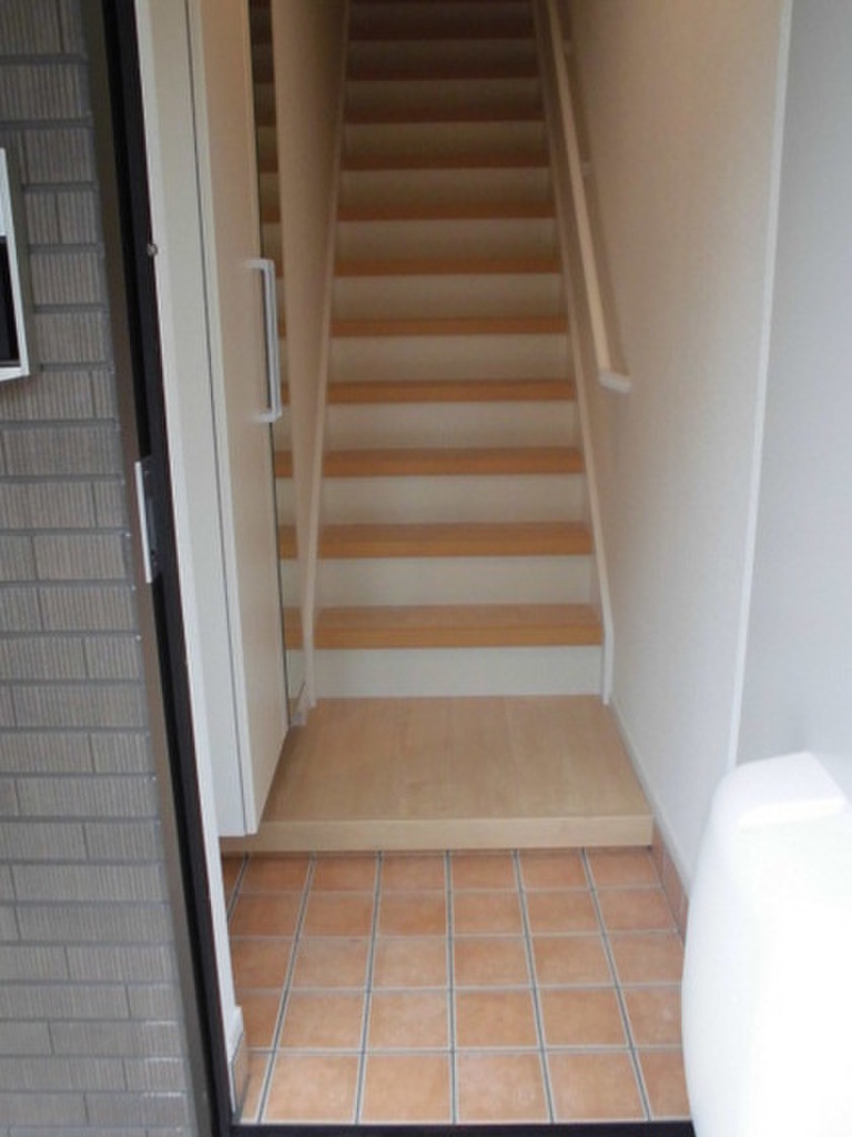 (7/19) 玄関 (7/19) 玄関