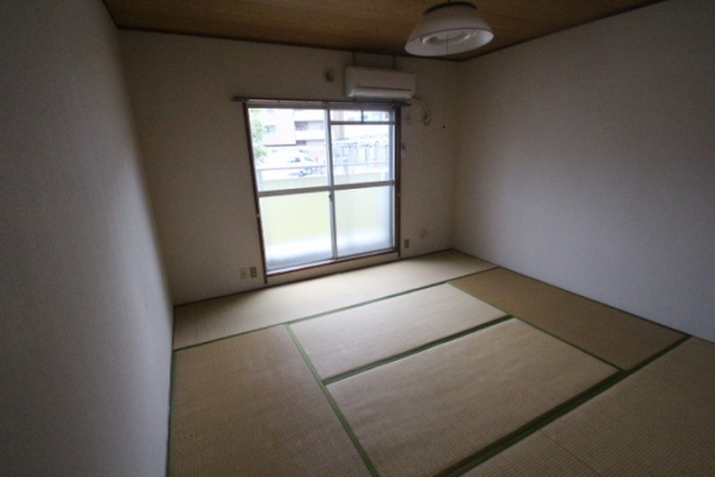 (2/18) ※別部屋の写真です (2/18) ※別部屋の写真です