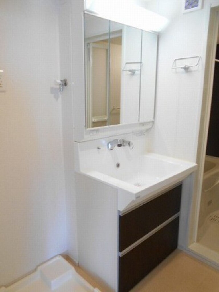 (8/18) 洗面所 (8/18) 洗面所