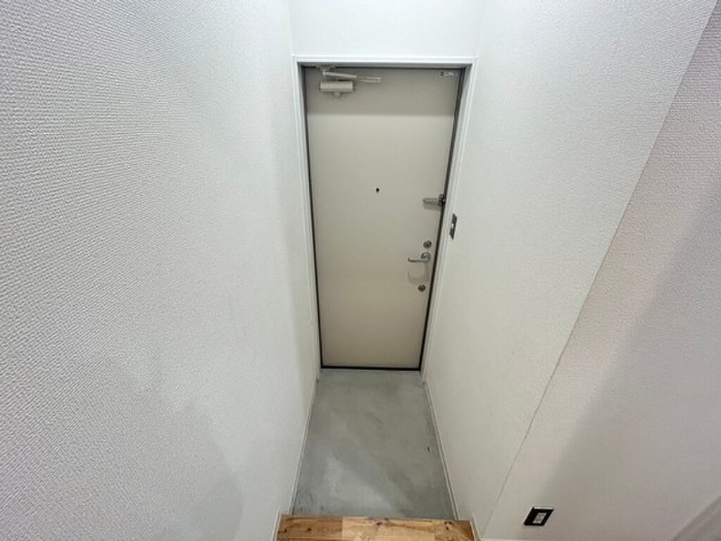 (9/19) 玄関 (9/19) 玄関