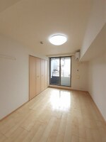 レジデンス下伊福 颯