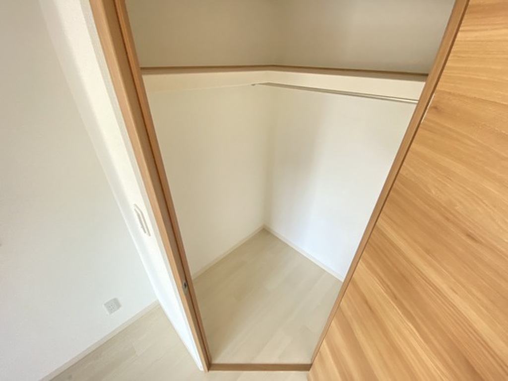 (8/25) ※別部屋の写真です (8/25) ※別部屋の写真です