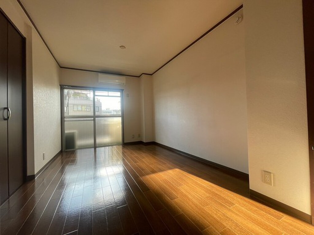 (5/19) 居室・リビング (5/19) 居室・リビング