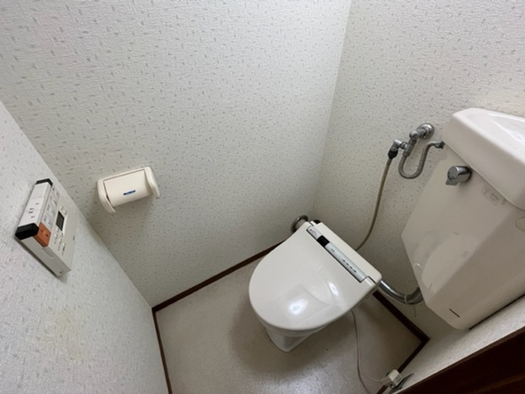 (5/20) トイレ (5/20) トイレ