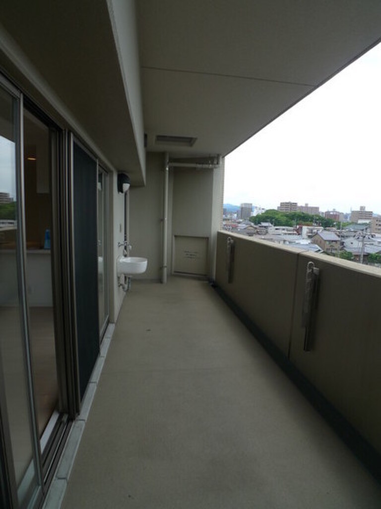 (11/26) バルコニー (11/26) バルコニー