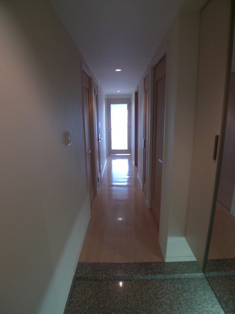 (20/26) 玄関 (20/26) 玄関