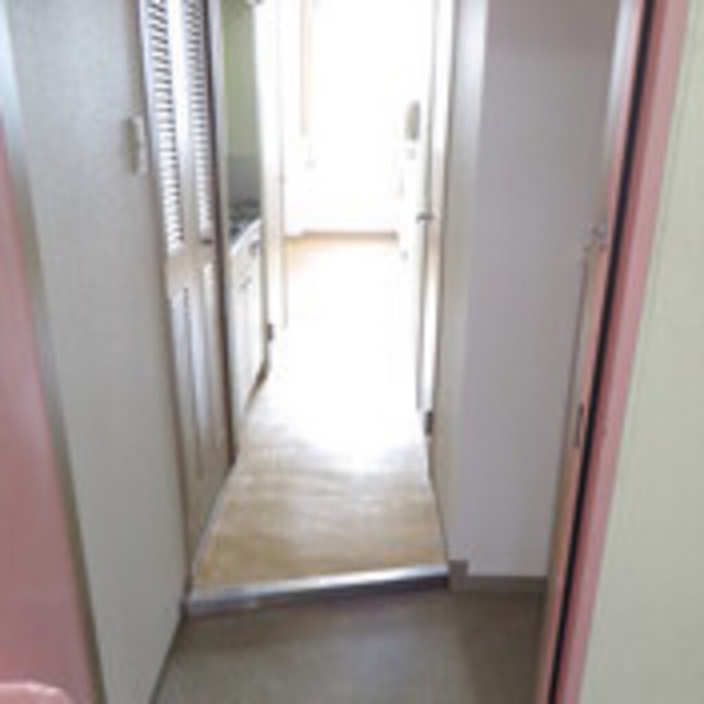 (11/18) 玄関 (11/18) 玄関