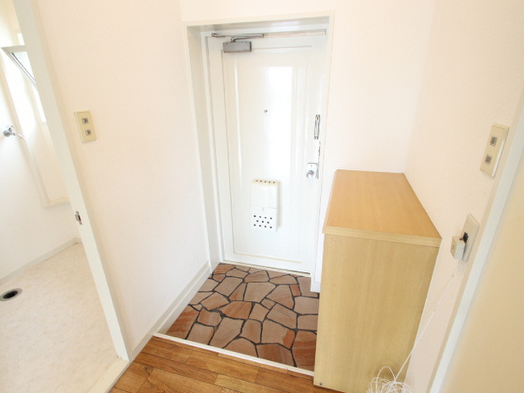 (11/22) 玄関 (11/22) 玄関