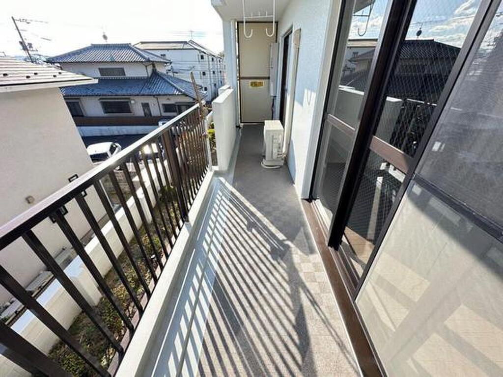 (12/20) バルコニー (12/20) バルコニー