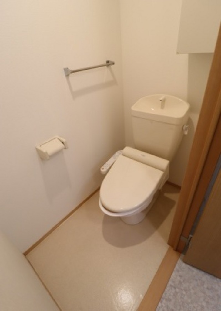 (5/20) トイレ (5/20) トイレ