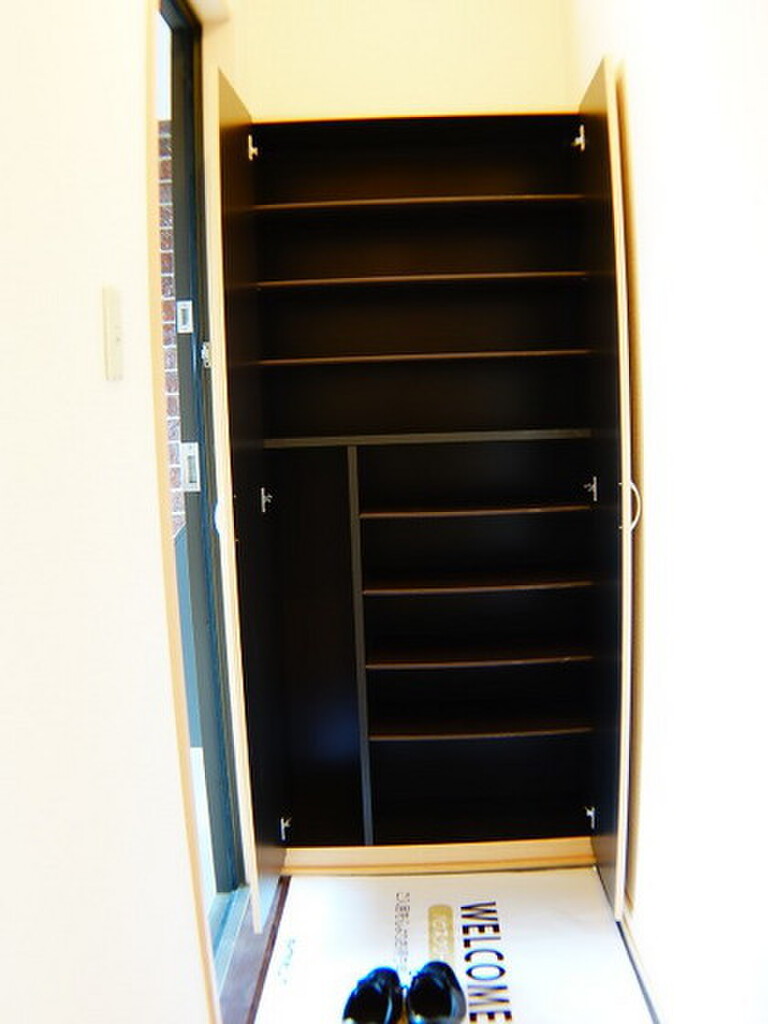 (6/12) 玄関 (6/12) 玄関