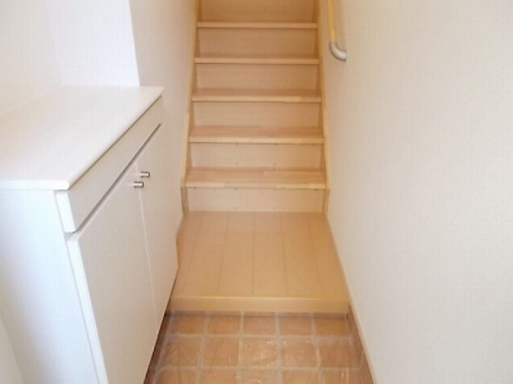 (9/16) 玄関 (9/16) 玄関