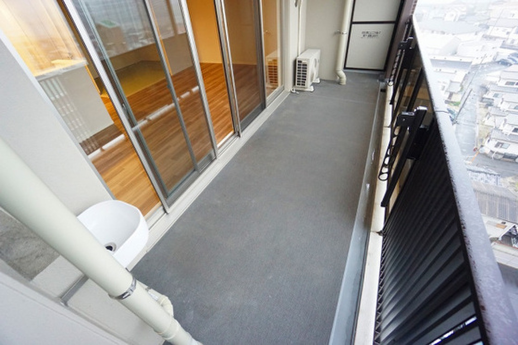 (11/22) バルコニー (11/22) バルコニー