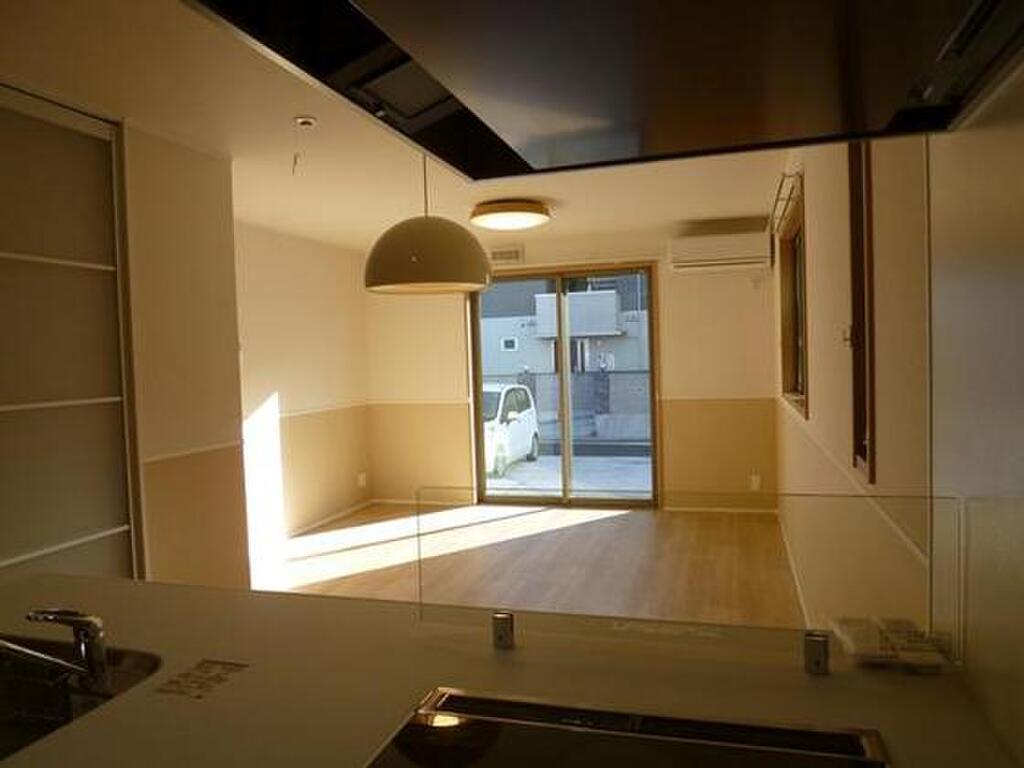 (9/21) 庭 (9/21) 庭