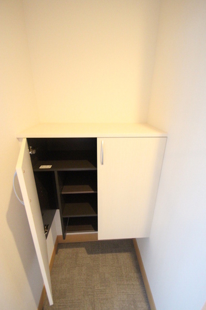 (7/20) 玄関 (7/20) 玄関