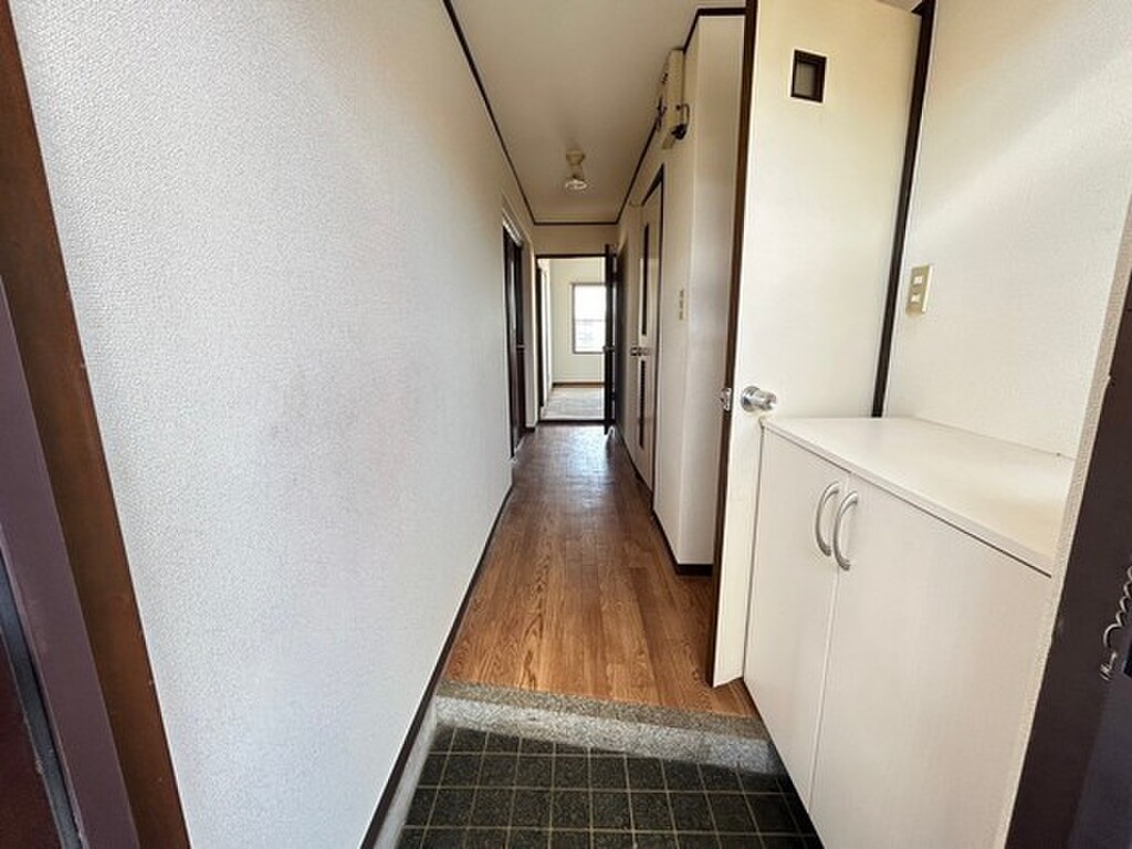 (3/21) 玄関 (3/21) 玄関