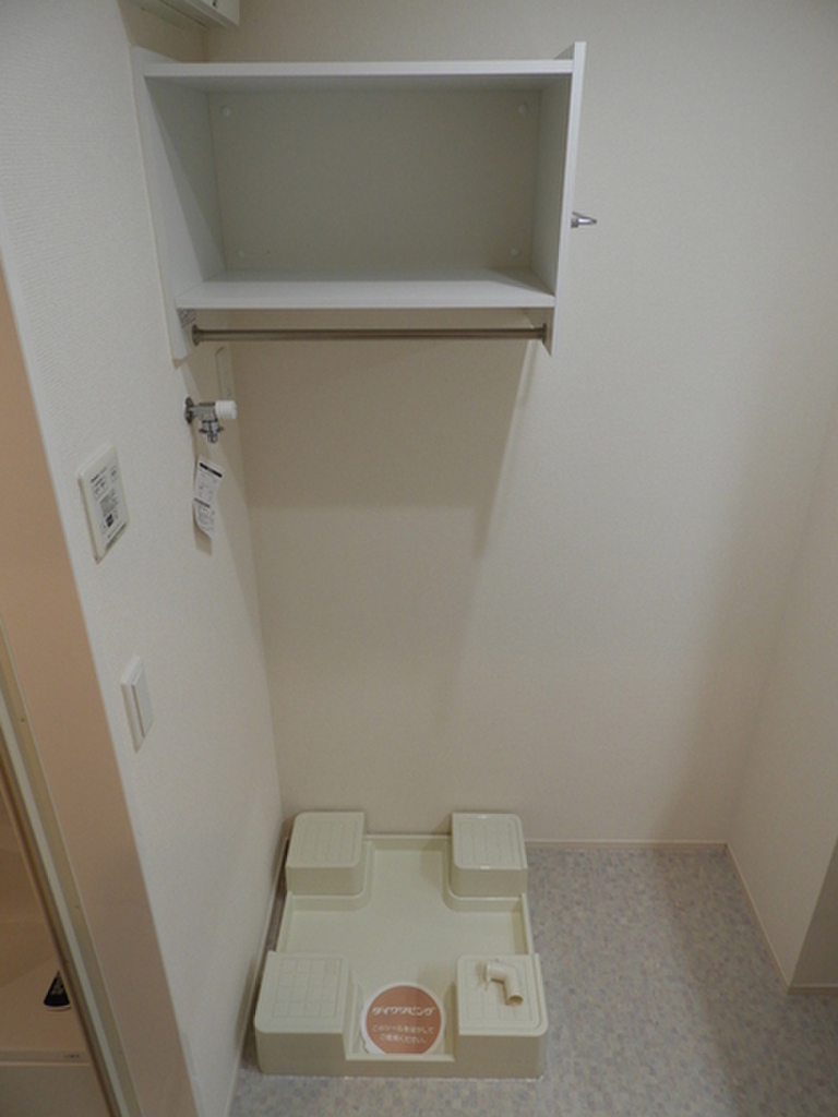 (13/14) 別号室写真です