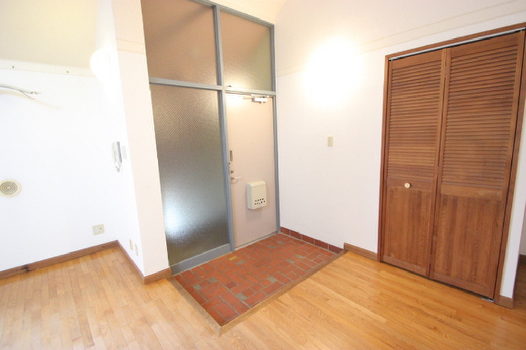 (8/26) 玄関 (8/26) 玄関