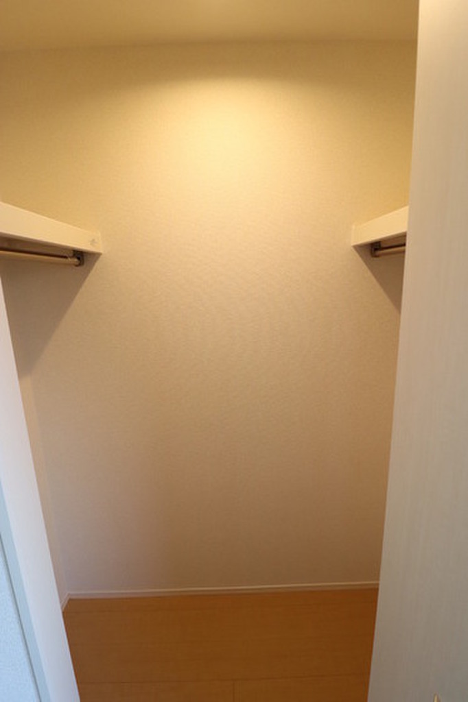 (8/17) ※他号室の写真です (8/17) ※他号室の写真です