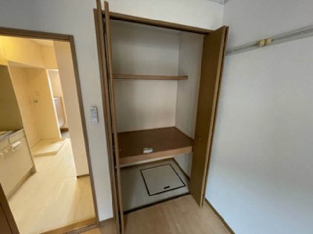セジュール高志A