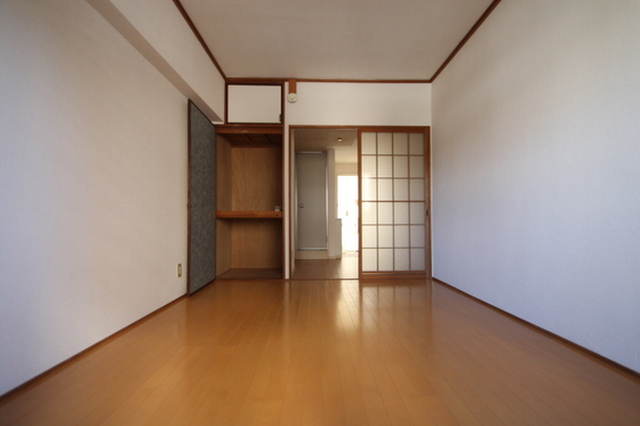 コーポ新谷