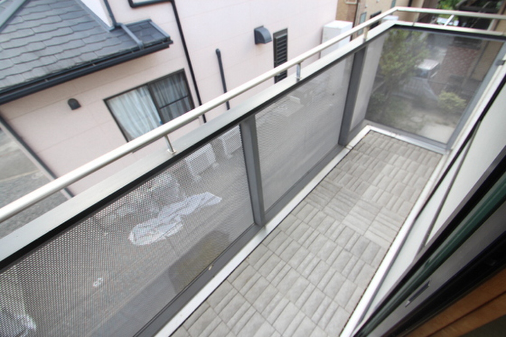 (13/28) バルコニー