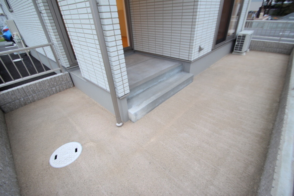 (13/25) 庭 (13/25) 庭