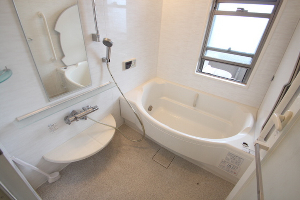 (4/25) ※別室の写真です (4/25) ※別室の写真です