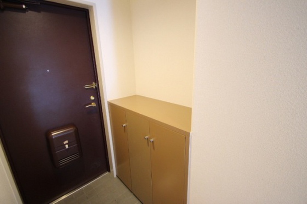 (8/23) 玄関 (8/23) 玄関