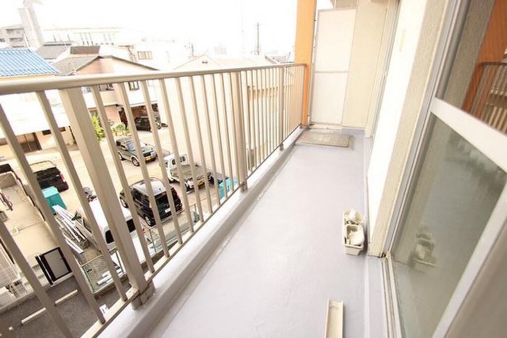 (13/23) バルコニー (13/23) バルコニー