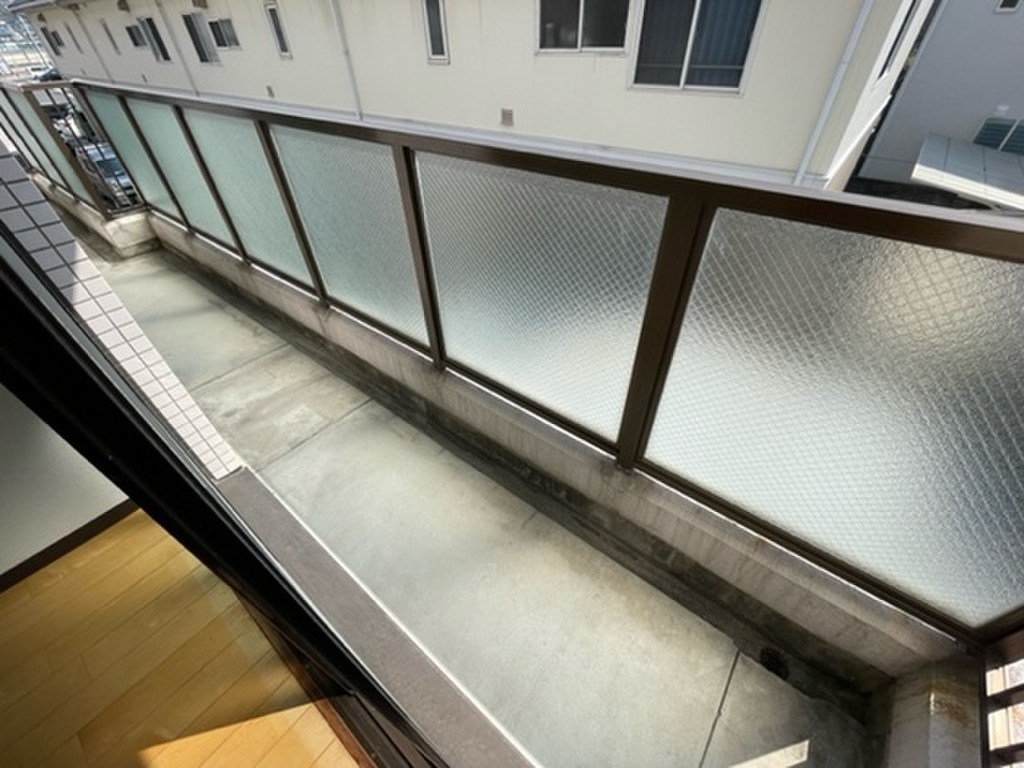 (10/22) バルコニー (10/22) バルコニー