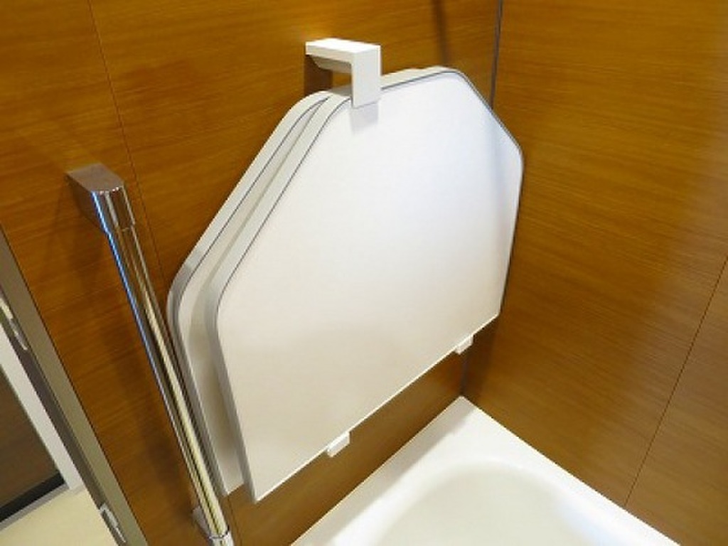 (18/25) バス (18/25) バス