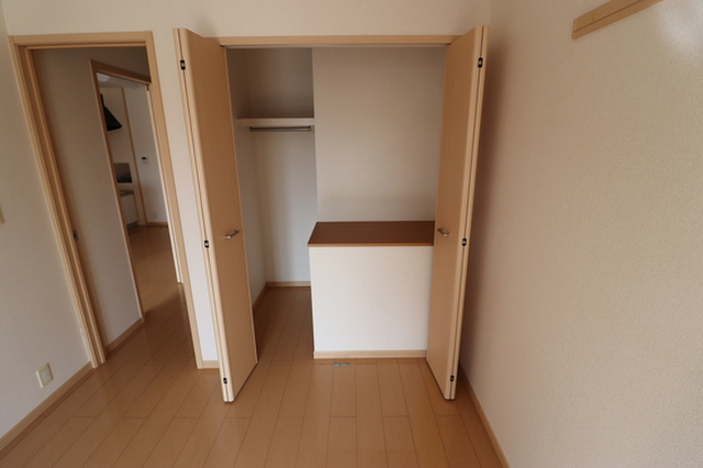 アンジュメゾン 志満