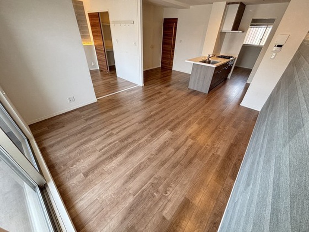 (2/24) 居室・リビング (2/24) 居室・リビング