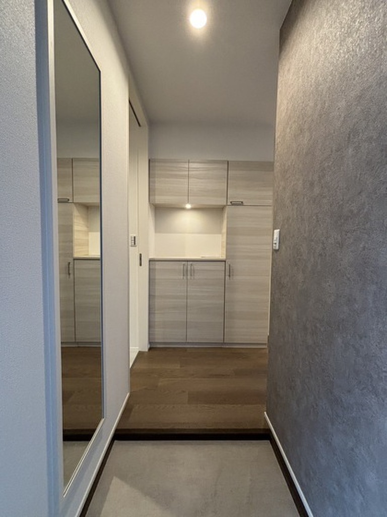 (10/22) 玄関 (10/22) 玄関