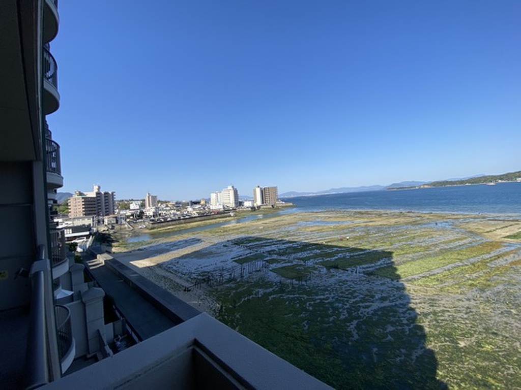 (13/19) 眺望 (13/19) 眺望