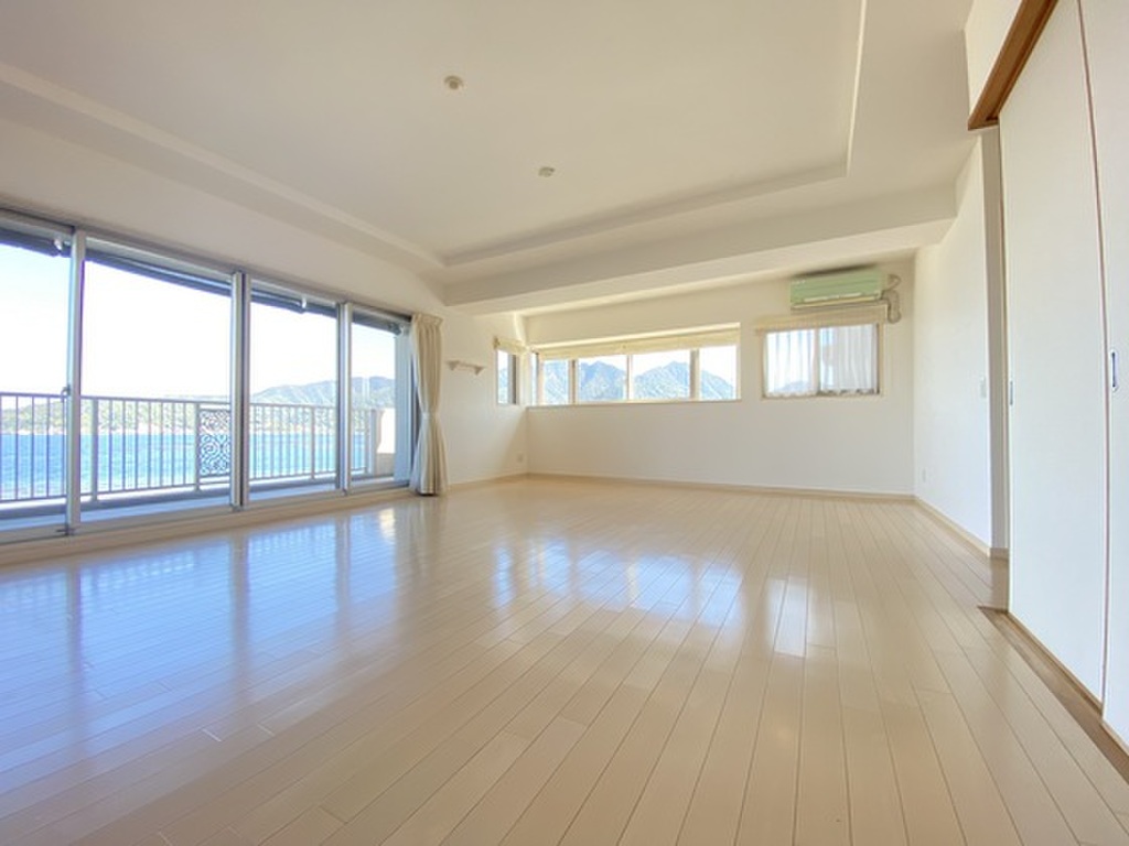 (2/19) 居室・リビング (2/19) 居室・リビング