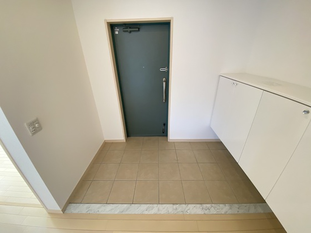 (7/19) 玄関 (7/19) 玄関