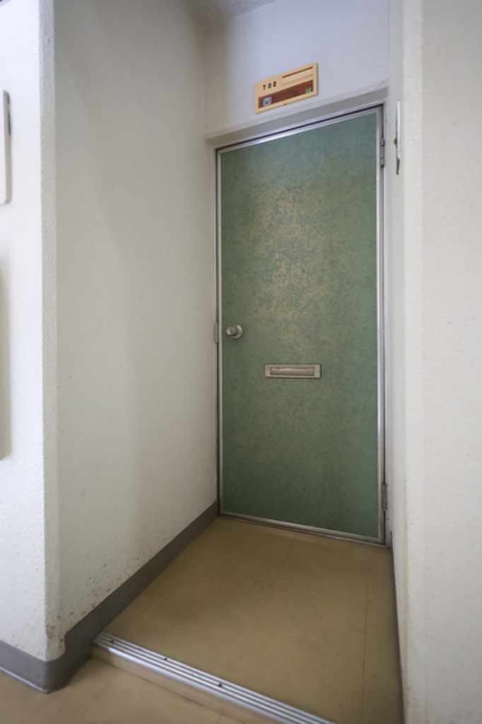 (10/25) 玄関 (10/25) 玄関