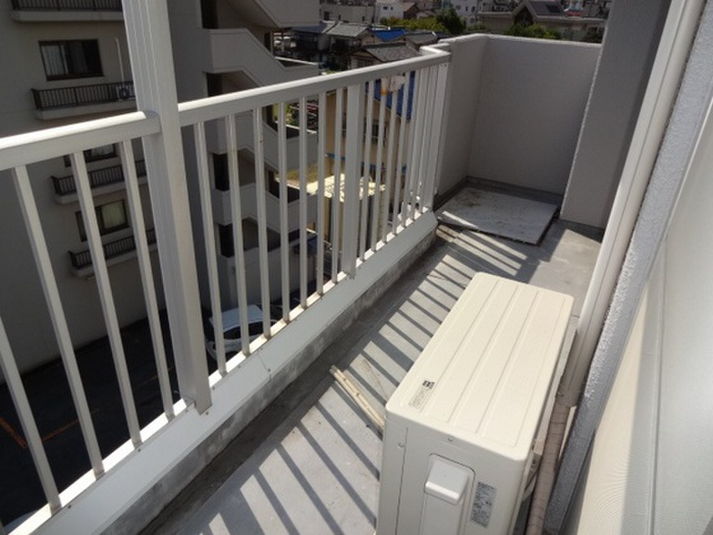 (10/21) バルコニー (10/21) バルコニー