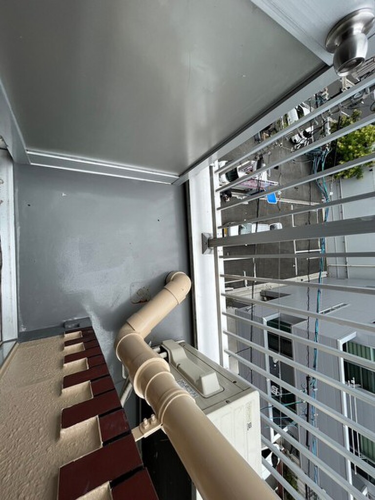 (11/25) バルコニー (11/25) バルコニー