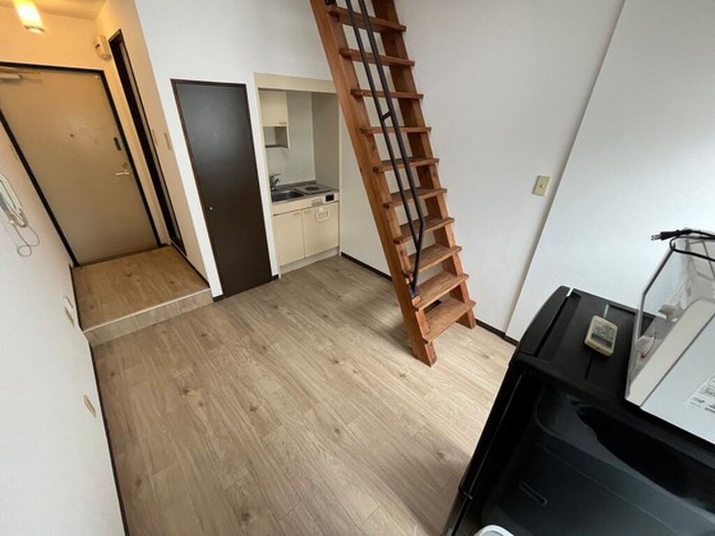 (2/25) 居室・リビング (2/25) 居室・リビング